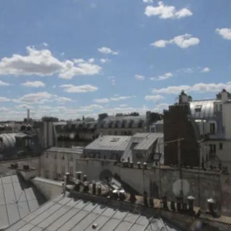 Sous Les Toits De Paris Shared Place Luaran gambar